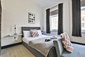 StayRight Elegant Kingsway Studio #5 - Central Location